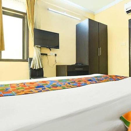 Dover Inn By Bookmerihotel โกลกาตา ภายนอก รูปภาพ