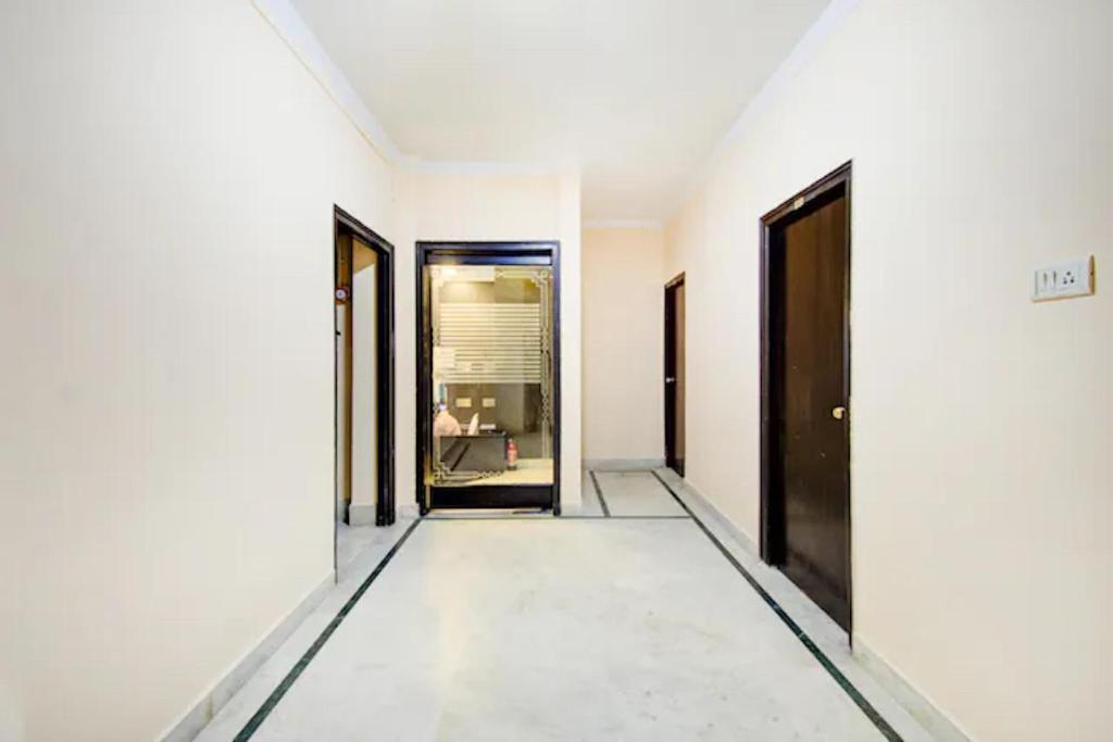 Dover Inn By Bookmerihotel โกลกาตา ภายนอก รูปภาพ