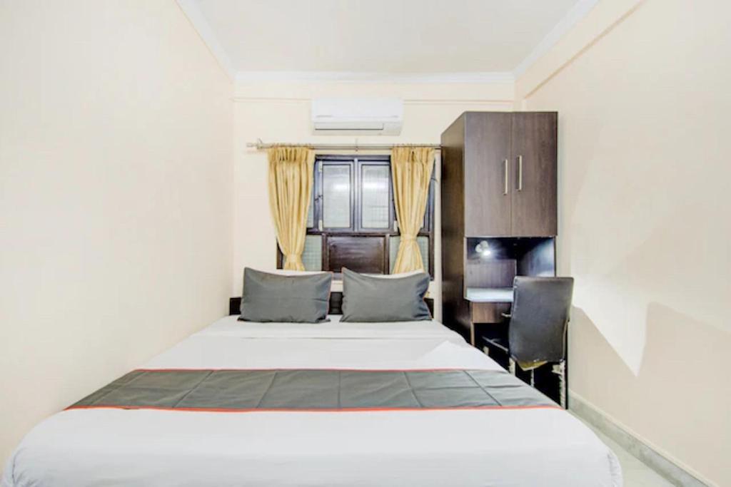 Dover Inn By Bookmerihotel โกลกาตา ภายนอก รูปภาพ