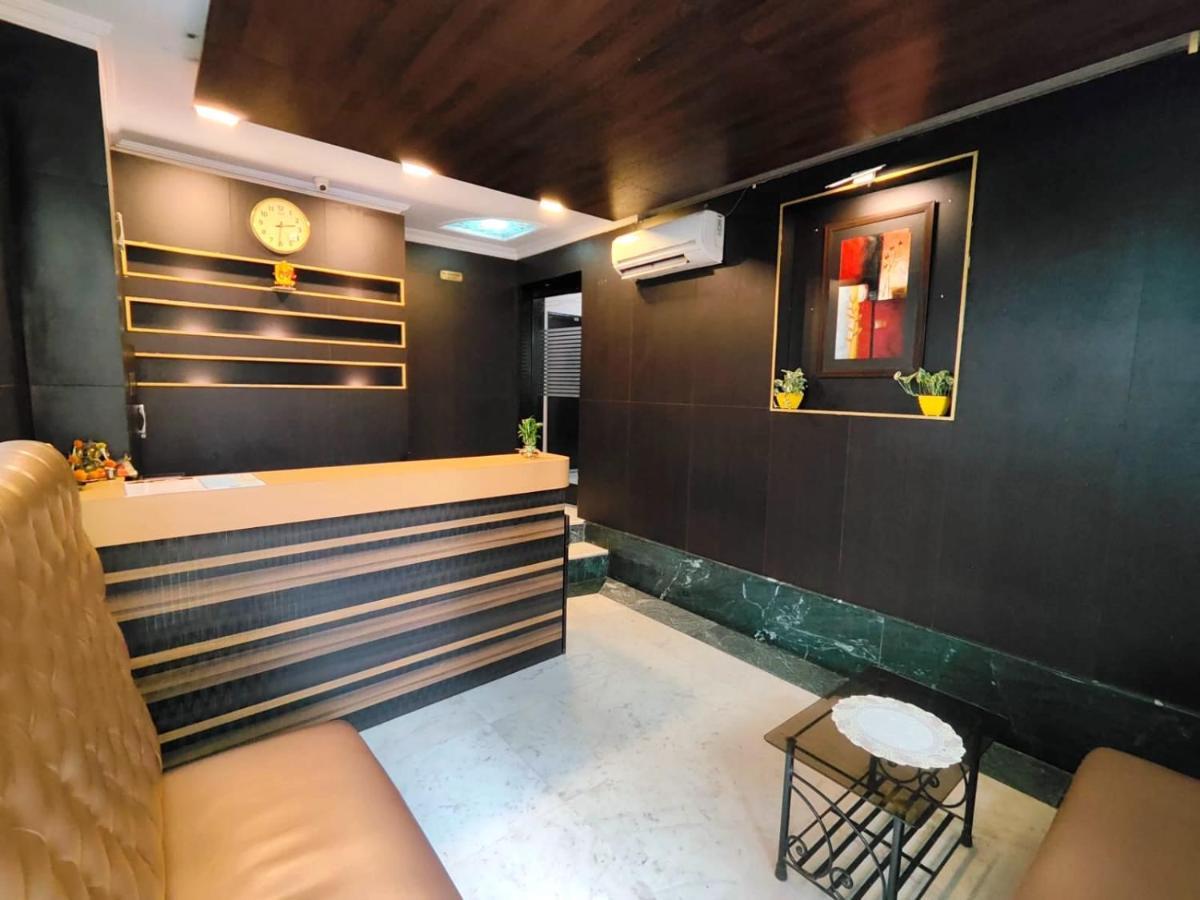 Dover Inn By Bookmerihotel โกลกาตา ภายนอก รูปภาพ